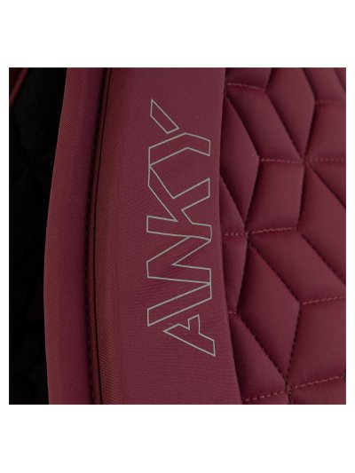 Burgundy (Windsor Wine) dressage saddle pad with silver bead detailing on the back for horses - Anky - imagen 4