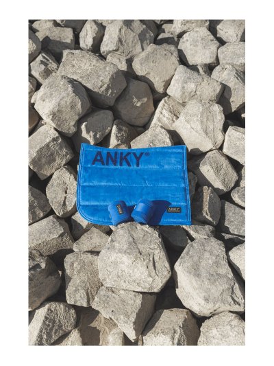 Blue (deja vu blue) dressage saddle pad - Anky - imagen 3