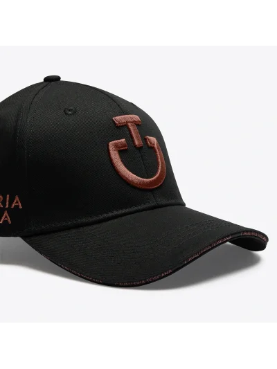 Gorra de algodón negra con logo bordado marrón caramelo - Cavalleria Toscana - imagen 4