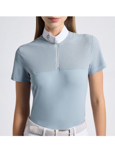 Camiseta de competición con inserciones de jersey perforado con cremallera y manga corta color azul claro para mujer - Cavalleria Toscana