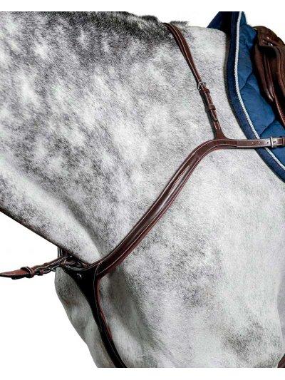 Pechopetral long bridge de salto marrón oscuro con martingala para caballo D35 - Prestige