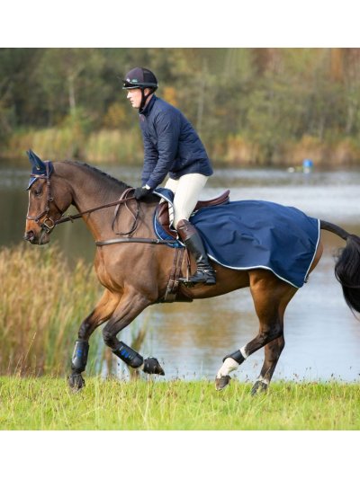 Manta polar riñonera azul marino y beige con una capa impermeable para caballo - Rambo
